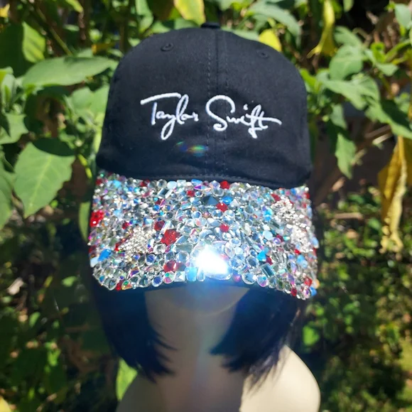 Taylor Swift Swarovski crystal bling hat - Picture 7 of 12